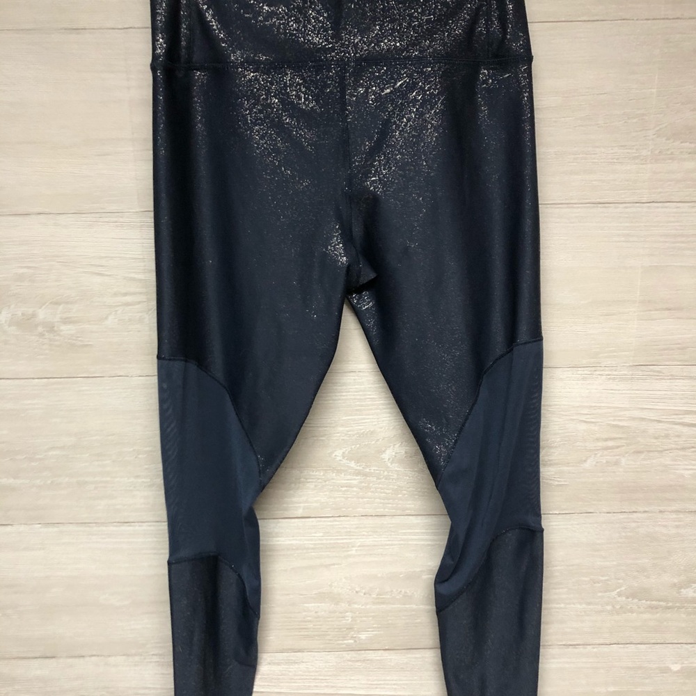 * | Nike | shimmer leggings. Size M.